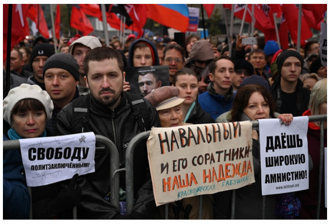 Социология: число россиян, одобряющих деятельность Навального, за год выросло вдвое