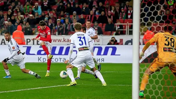 «Спартак» потерпел четвёртое поражение подряд в РПЛ