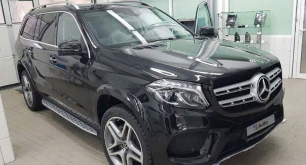 Богатства миллионеров: у волгоградцев нашли самые дорогие автомобили