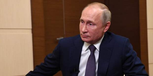 Путин призвал США и Францию "не надувать губы"