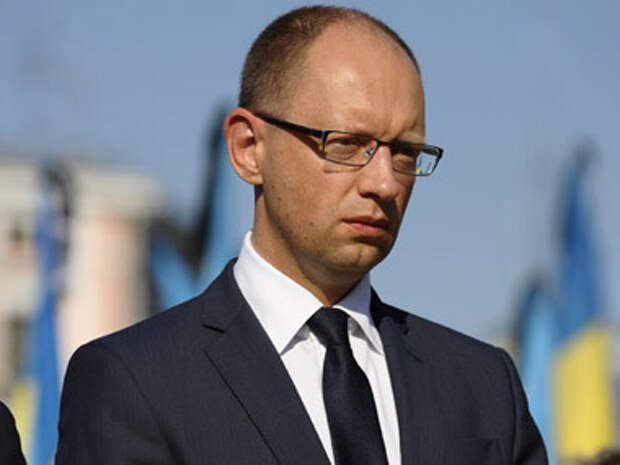 Премьер-министр Украины А. Яценюк требует экстренной смены руководств оборонных ведомств Премьер-министр Украины А. Яценюк требует экстренной смены руководств оборонных ведомств