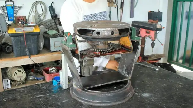 Поворотный сварочный стол из автомобильных дисков