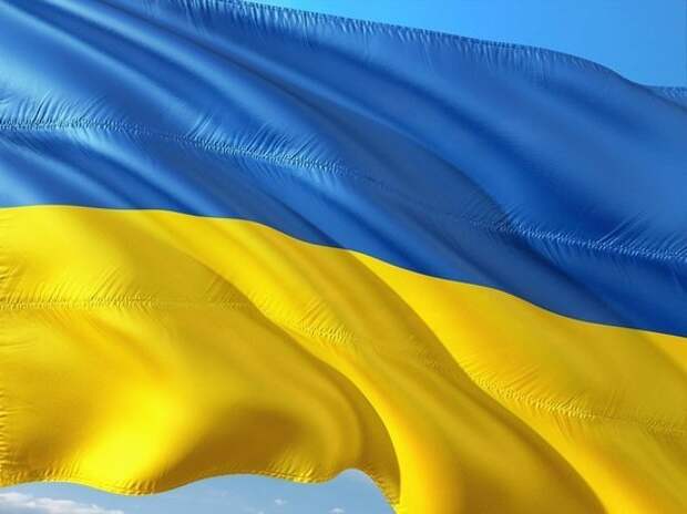 На Украине оценили запрет иностранцам владеть землей в Крыму