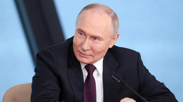 Песков: СМИ не описали контекст ответа Путина про использование ядерного оружия