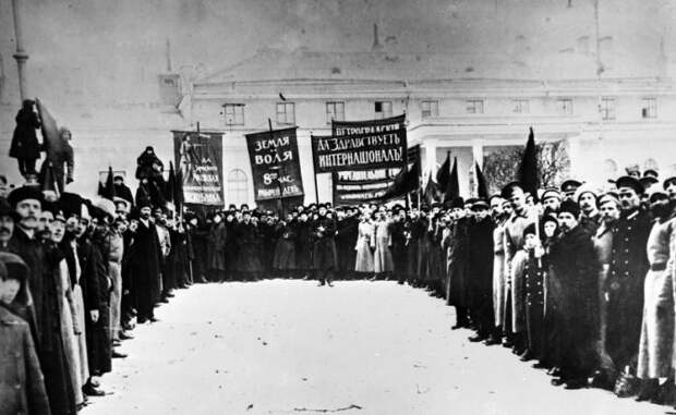 Уроки Февраля — революции, которая произошла «сама собой»