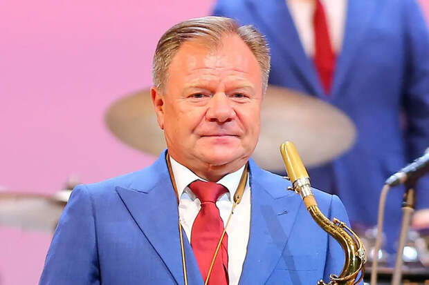 Джазмен Игорь Бутман рассказал о Цое, Курехине и моде на саксофон в роке