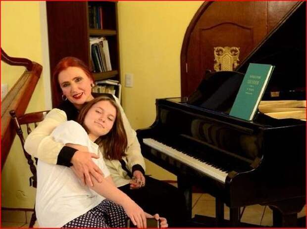 Беспредел мексиканской DIF: Русскую девочку Кристину Романову похитили у матери в Мексике