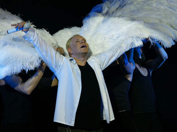 Ушел из жизни известный в России певец Борис Моисеев
