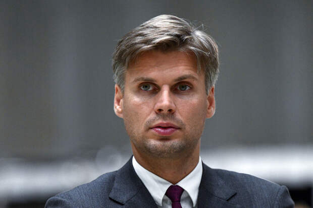 Баканов: РАН одобрила концепцию российского сегмента Международной лунной станции