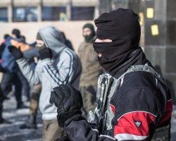 "Правый сектор" без боя сдался милиции "Правый сектор" без боя сдался милиции