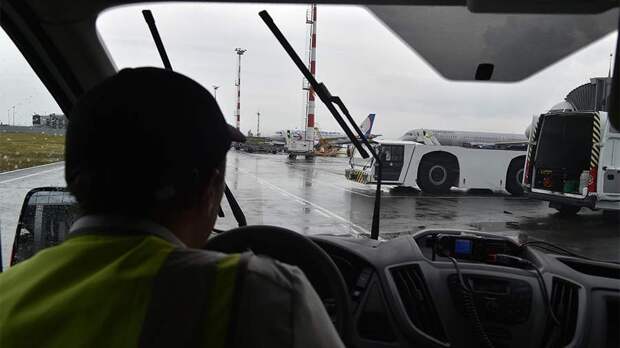 В аэропорту Краснодара ввели временные ограничения на работу