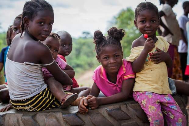 Либерия дети, интересное, наказания, школа