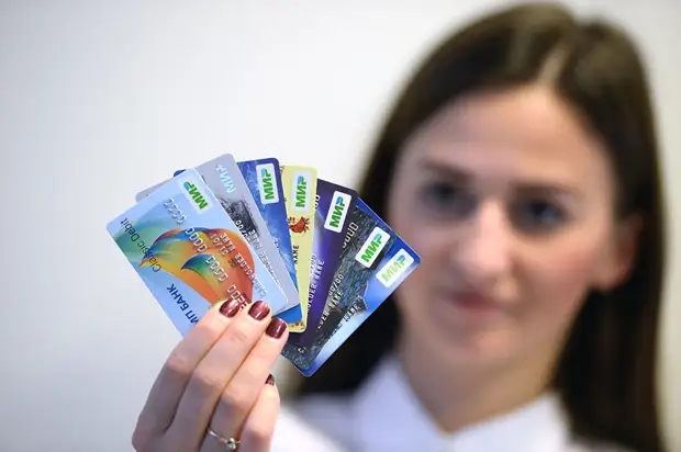 Перерасчёт пенсий, субсидии для бизнеса и банковские комиссии: какие нововведения ожидают россиян в мае