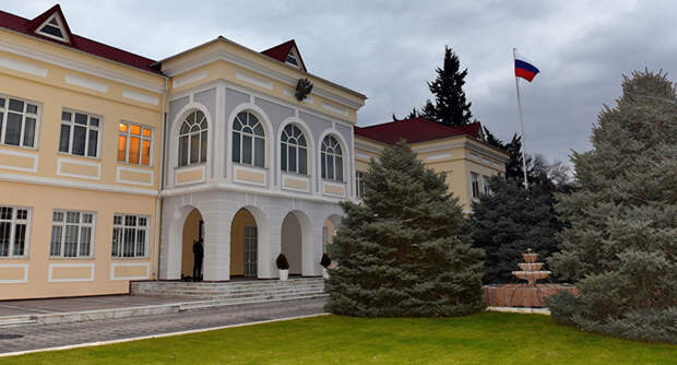 7. В Азербайджане посольство, россия, фото, чиновники