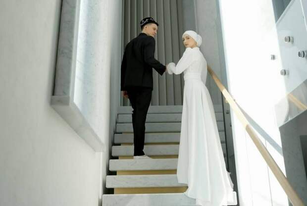 «Матурлар, күз тимәсен» - яшь җырчы өйләнгән