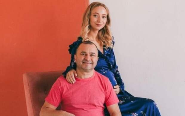 Екатерина Репяхова на 5 месяце беременности
