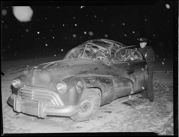 Подборка автомобильных аварий в Америке в 1930—1950 годах