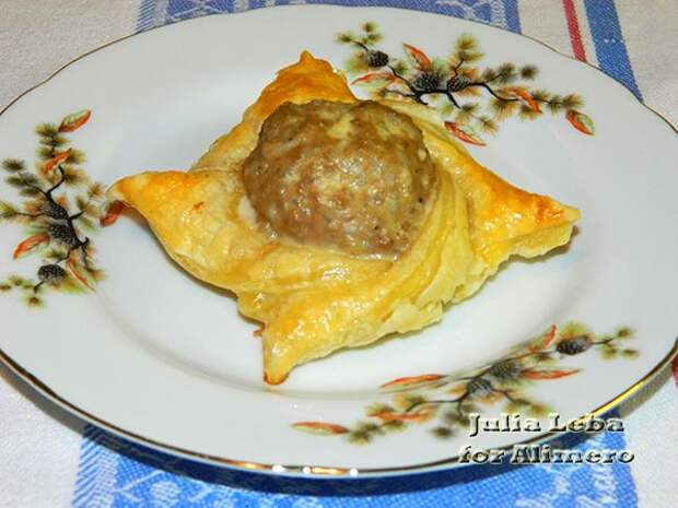 Выпечка с мясом Выпечка с мясом