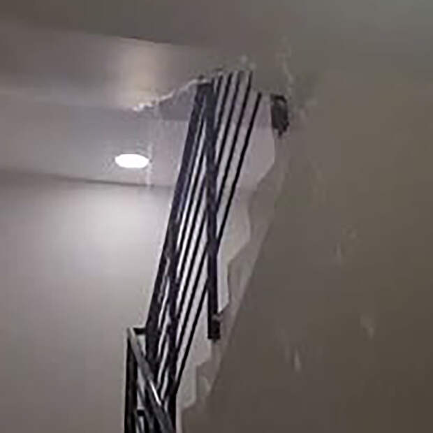 В доме от ПИК случился потоп