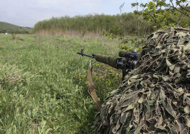 Снайперы из Бурятии совместно с расчетами БПЛА провели тренировку на полигоне ВВО
