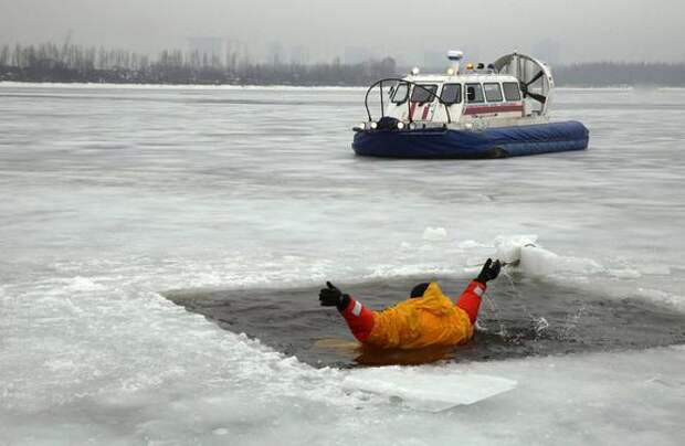 За декабрь на водоемах Ленобласти погибли семь человек