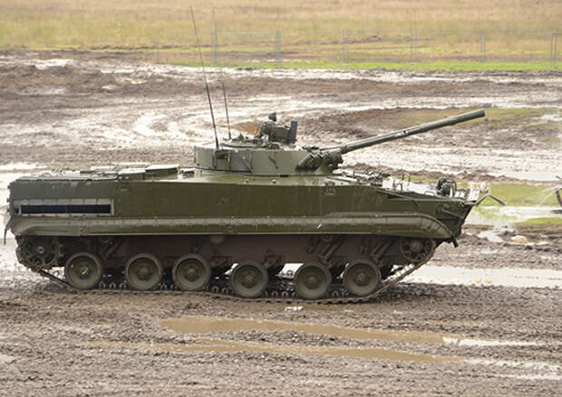 Экипажи боевых машин пехоты БПМ-3 Балтийского флота провели боевые стрельбы на полигоне в Калининградской области