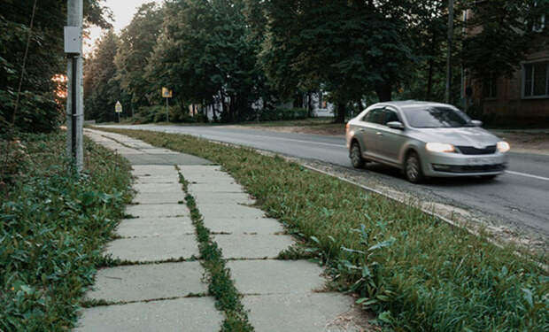 Водитель легковушки получил с камеры штраф за чужую фуру. Теперь он должен 600 тысяч рублей