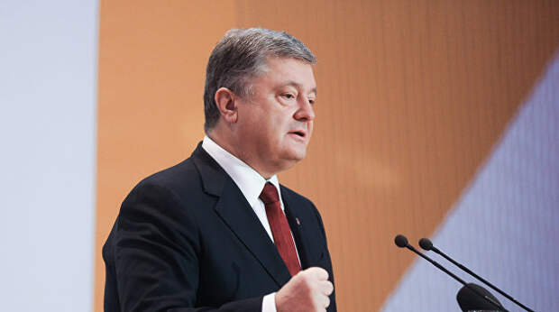 Порошенко предложил написать о Савченко и Саакашвили в учебниках