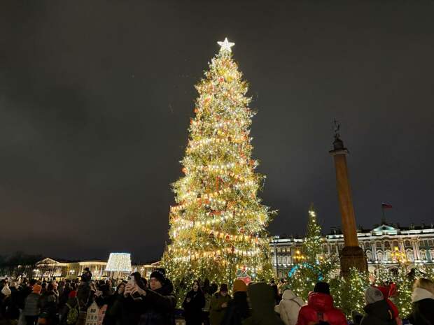 Петербург возглавил рейтинг популярных на новогодние праздники городов