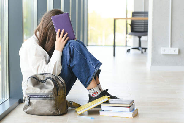 Психолог Метелина: беседа с ребенком поможет ему справиться с буллингом в школе