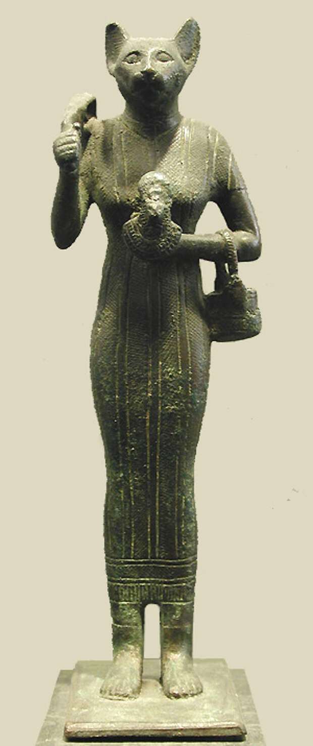 Бог баст. Бастет богиня. Богиня Баста Египет. Бог Бастет в древнем Египте. Богиня кошек Бастет.