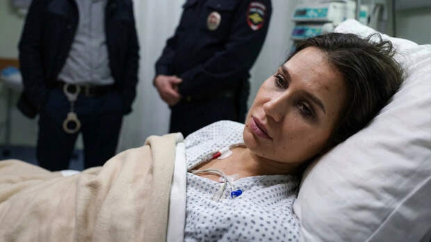 Пока Лерчек "старается жить", бывший муж готовится к худшему. Обвинение запросило 7,5 лет