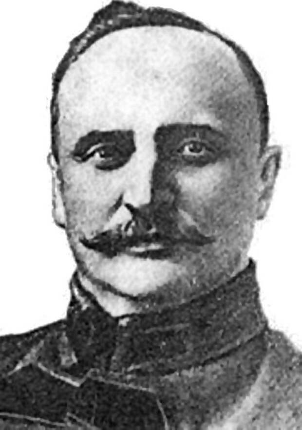 225px-Aleksandr_Razvozov (1) 225px-Aleksandr_Razvozov (1)