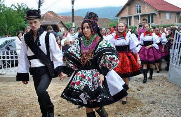 Необычные свадебные традиции народов мира