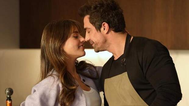 Чем интересен новый турецкий сериал «Доктор в другой жизни» со звездой «Клюквенного щербета» Сылой Тюркоглу