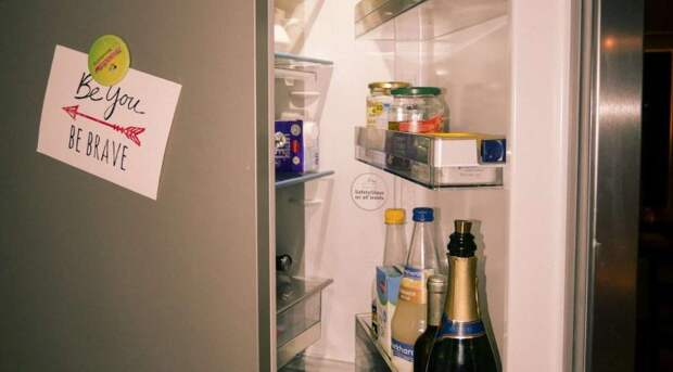 Как избавиться от запахов в холодильнике раз и навсегда