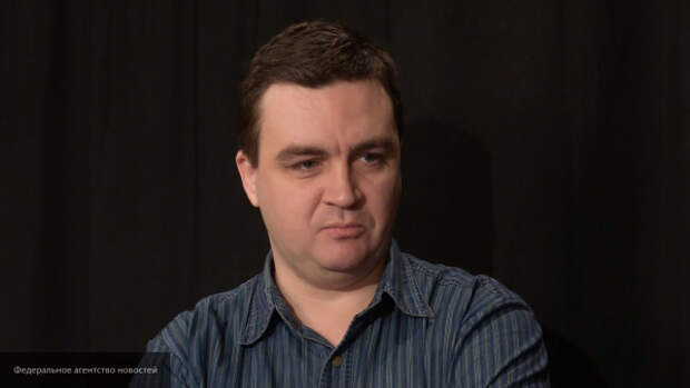 Александр Роджерс: Я бы рекомендовал всем выйти из доллара