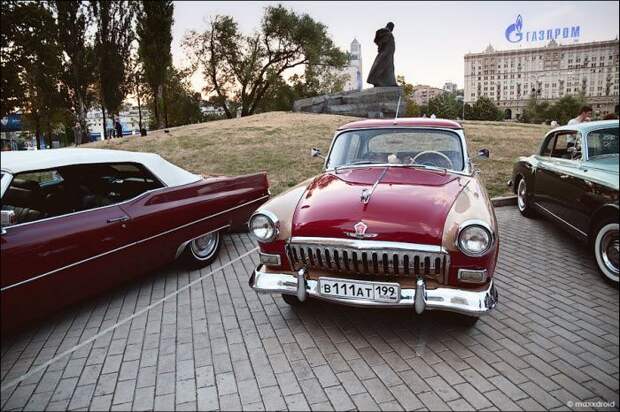 В Москве прошло ралли Ночная Москва 2010 (56 фото)