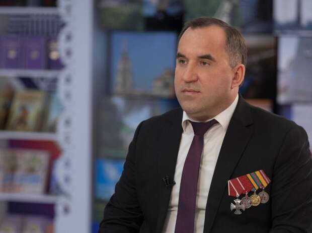 Андрей Дубровский поздравил туляков с Днем семей защитников Отечества