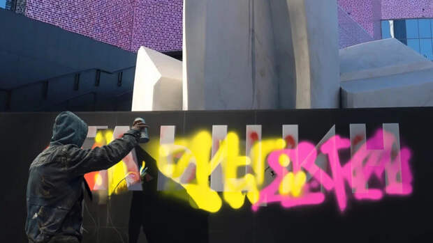 Скандал с зятем Ельцина. Что имел в виду Андрей Караулов*?