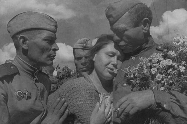 Почему в 1943 году в армию вернулись погоны 