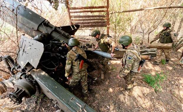 Сводки СВО, 2 октября, главное: "Огромные синие вспышки" в Днепропетровске. Опять "Орешник"?