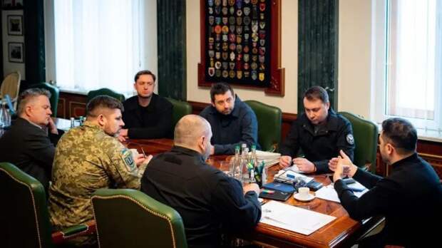 Во что играют Зеленский и Буданов*, торгуясь с РФ о мире на Украине