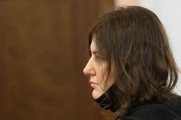 Представители Лурье хотят взыскать с Долиной плату за проживание в квартире