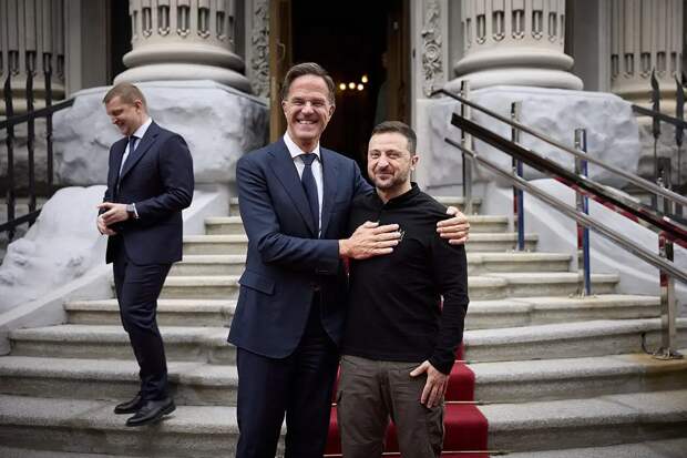 Американские эксперты: Рютте пытается сорвать возможное соглашение по Украине