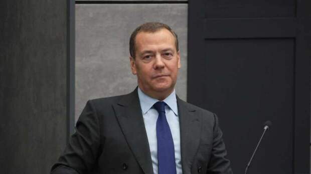 Дмитрий Медведев: Голливудская рука в Грузии действует