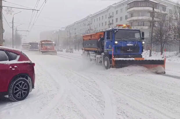 Коммунальные службы работают в усиленном режиме в Туле из-за штормового предупреждения