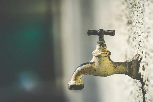 Весь Киев остался без водоснабжения из-за проблем с электричеством