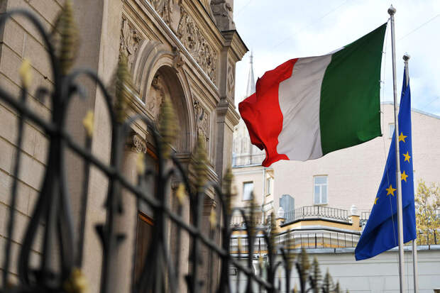 Журналист Лучиди: население Италии не видит пользы от поддержки Киева
