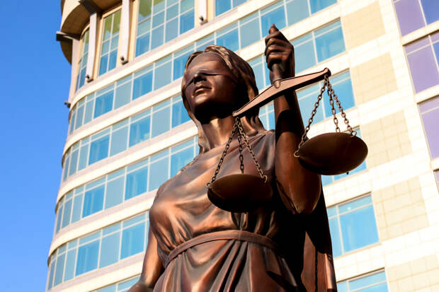 Миллиардер из российского суда лишился привилегий